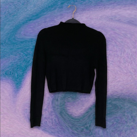 ♥︎ UO x UNIF Fine Gauge Cropped Ribbed Sweater ♥︎ - Picture 2 of 6